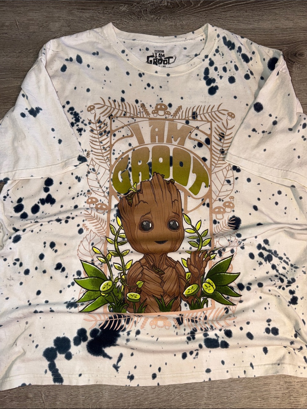 I AM GROOT Guardians of The Galaxy Marvel Studios Groovy Mushroom Splatter Tee - Picture 5 of 9